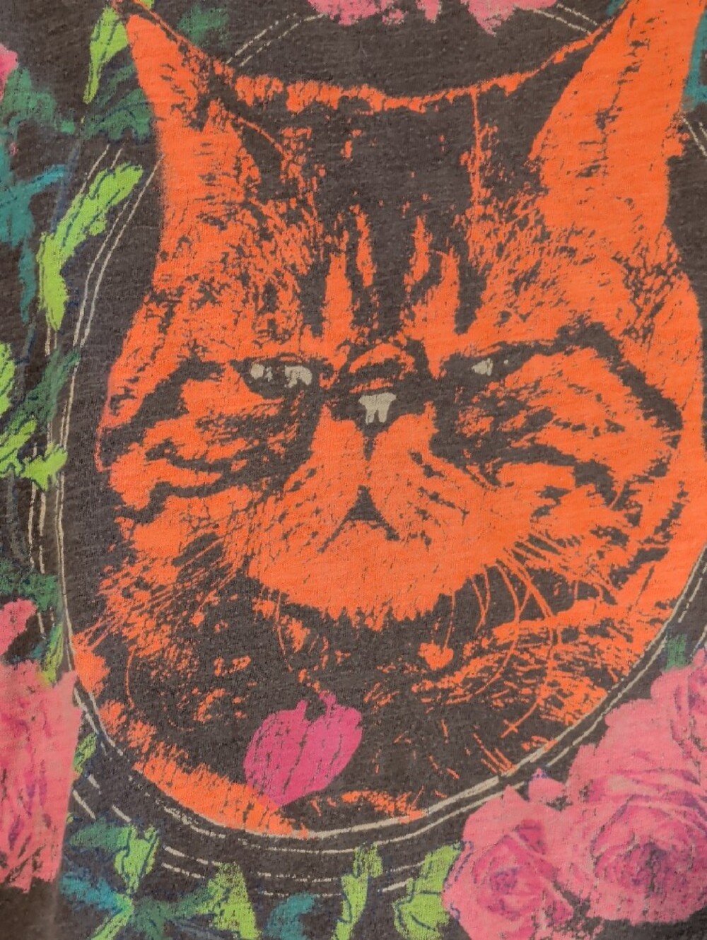 Magnolia Pearl Charcoal Tee with Pink & Orange Floral Cat Graphic - Picture 4 of 9